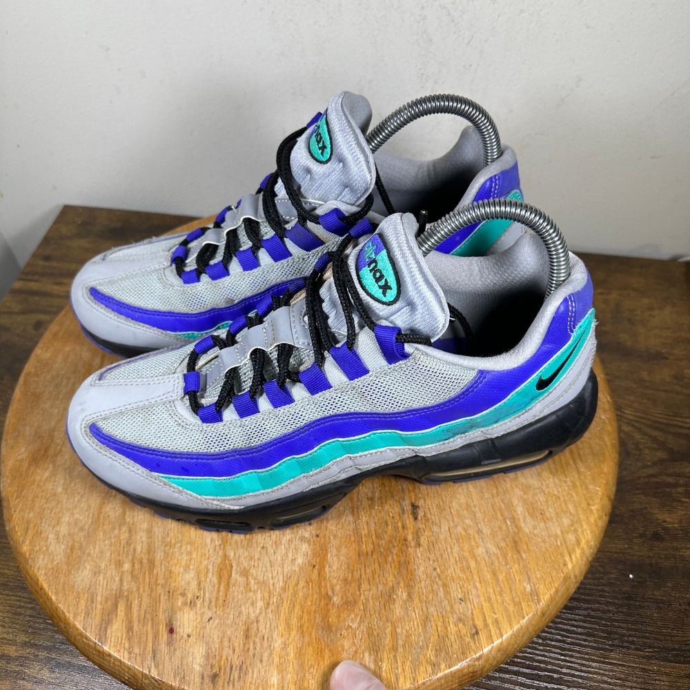 Nike Air Max 95 Mens Size 8 Gray Purple Teal Running Shoes AT2865-001 - Picture 2 of 10